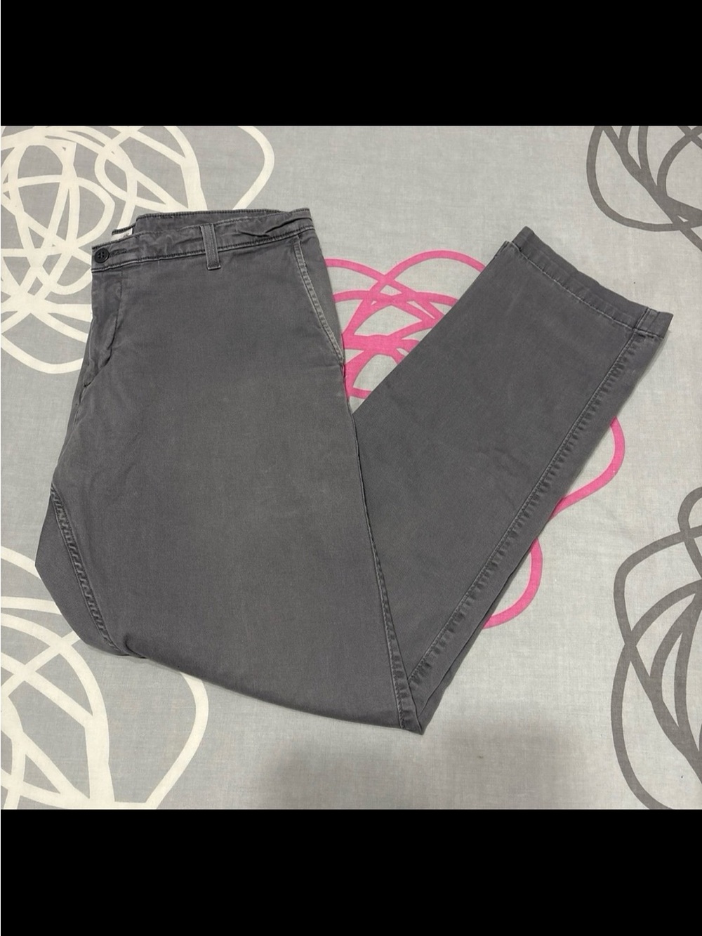 Dockers Light Grey Chino Pants - Picture 1 of 11